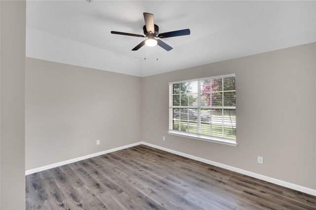 2135 Fair Weather Drive, Lancaster, TX 75146