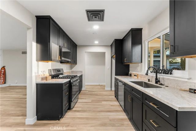 45020 Lorimer, Lancaster, CA 93534