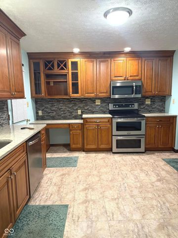 11698 N Bethesda Road, Mooresville, IN 46158