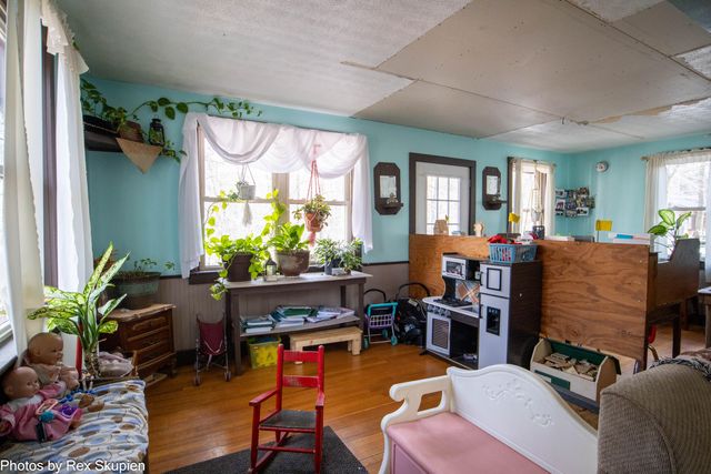 1314 W 40th Street, Fremont, MI 49412