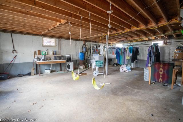 1314 W 40th Street, Fremont, MI 49412