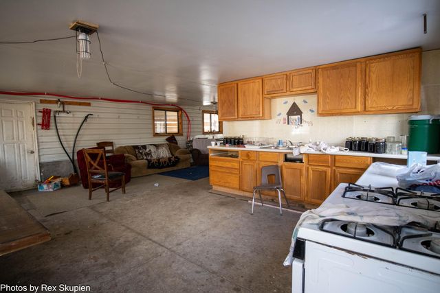 1314 W 40th Street, Fremont, MI 49412