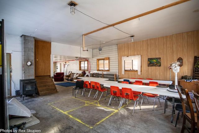 1314 W 40th Street, Fremont, MI 49412