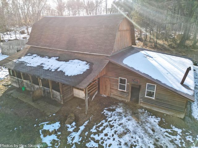 1314 W 40th Street, Fremont, MI 49412