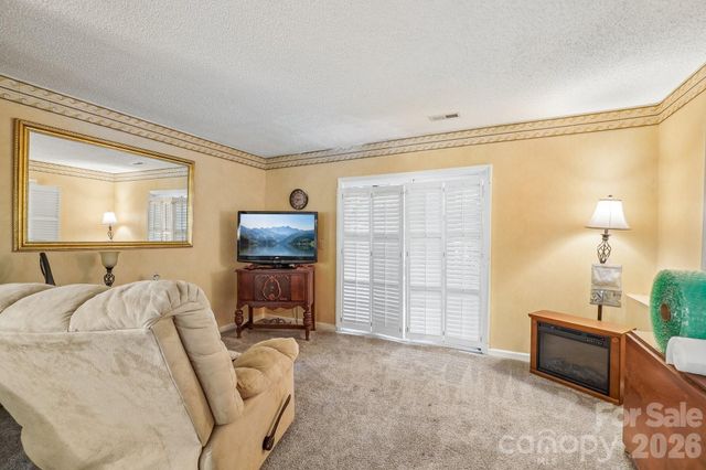 650 Creek Side Drive, Maggie Valley, NC 28751