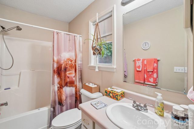 650 Creek Side Drive, Maggie Valley, NC 28751