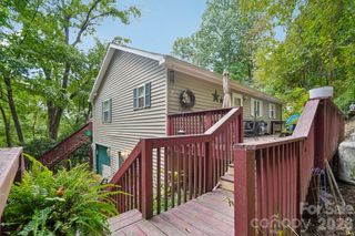 650 Creek Side Drive, Maggie Valley, NC 28751