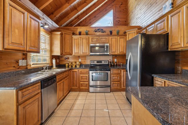 4485 Coconut Ridge Rd, Smithville, TN 37166