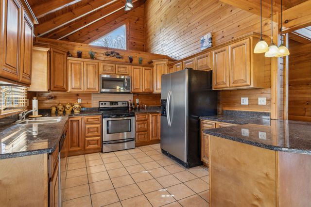 4485 Coconut Ridge Rd, Smithville, TN 37166