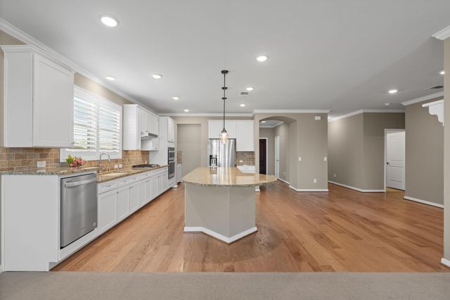 510 Emory Peak Drive, Richmond, TX 77469