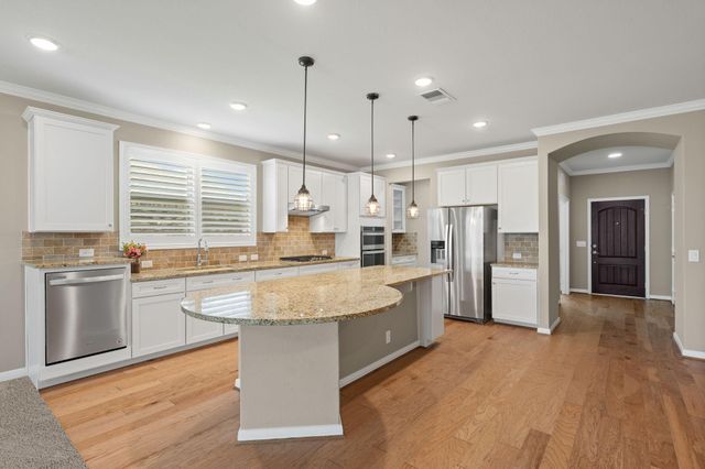 510 Emory Peak Drive, Richmond, TX 77469