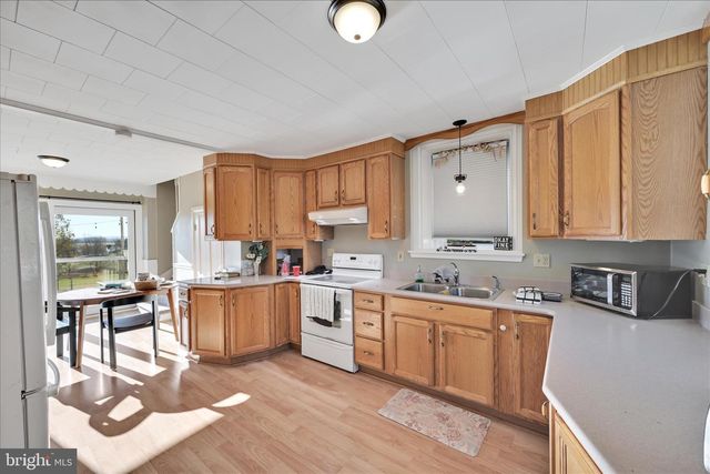 116 MILL RD, Bernville, PA 19506