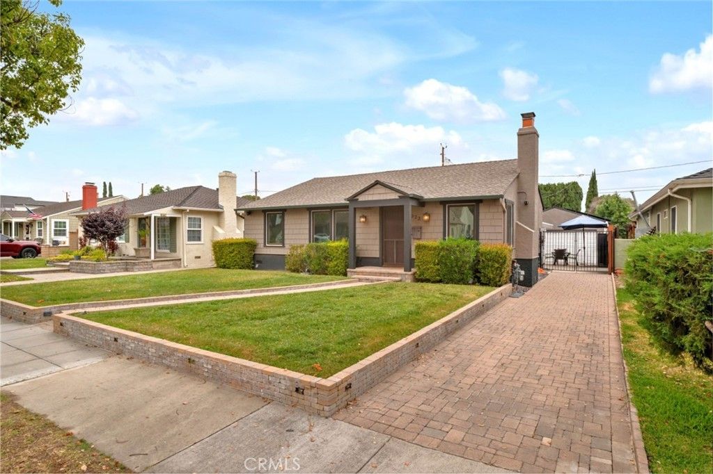 322 S Lincoln Street, Burbank, CA 91506 — photo 2