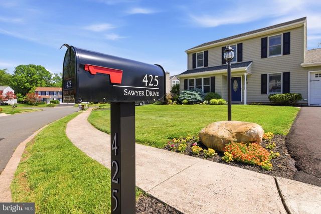 425 SAWYER DR, Harleysville, PA 19438