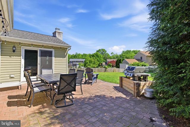 425 SAWYER DR, Harleysville, PA 19438