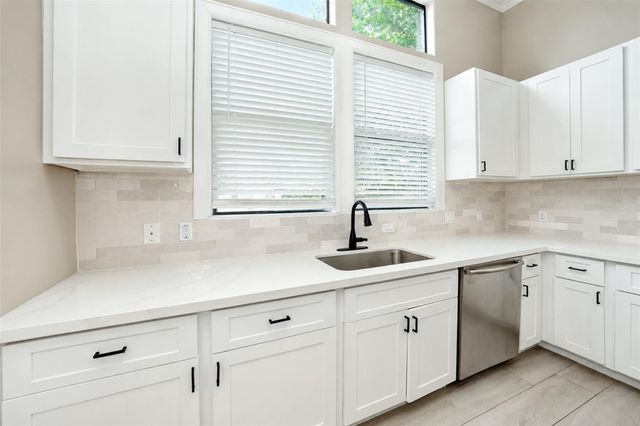 3014 S Rice Avenue, Houston, TX 77056