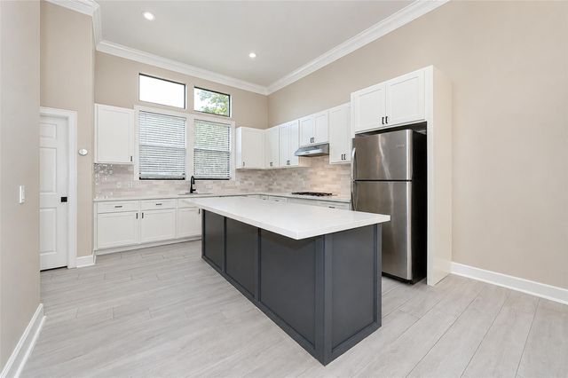 3014 S Rice Avenue, Houston, TX 77056