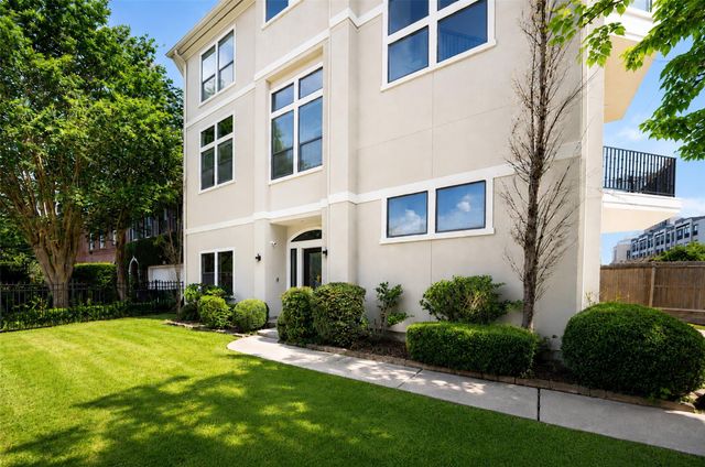 3014 S Rice Avenue, Houston, TX 77056