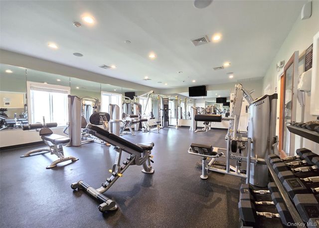 11 Navajo Court 11, Coram, NY 11727