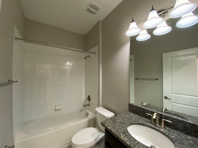 10049 VICTORY GALLOP LOOP, Ruskin, FL 33573