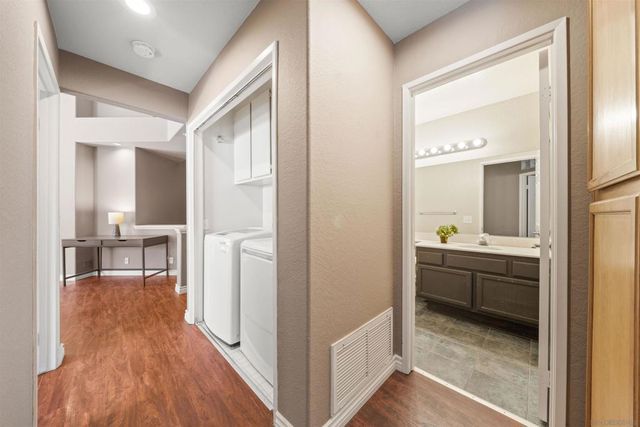 7274 Shoreline 114, San Diego, CA 92122