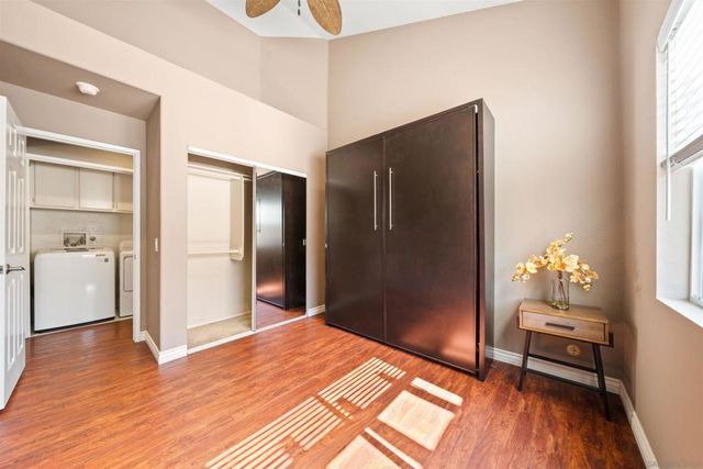 7274 Shoreline 114, San Diego, CA 92122