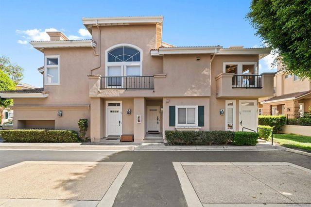 7274 Shoreline 114, San Diego, CA 92122