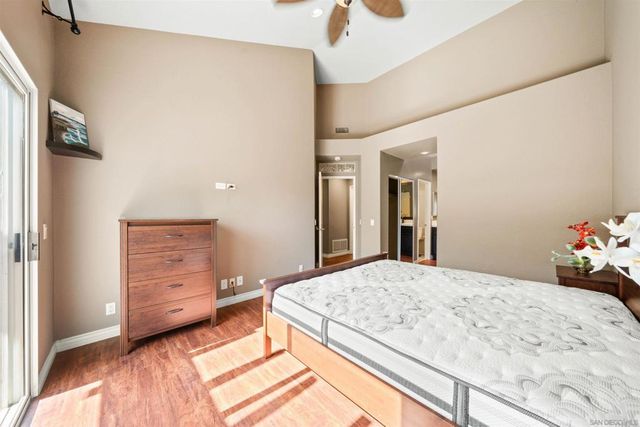 7274 Shoreline 114, San Diego, CA 92122