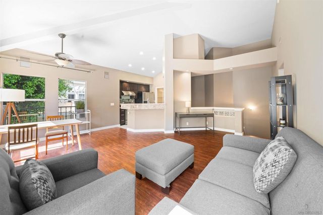 7274 Shoreline 114, San Diego, CA 92122