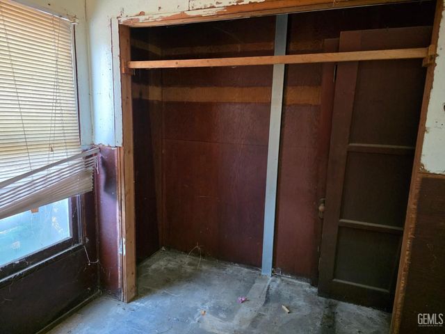 2225 O Street, Bakersfield, CA 93301