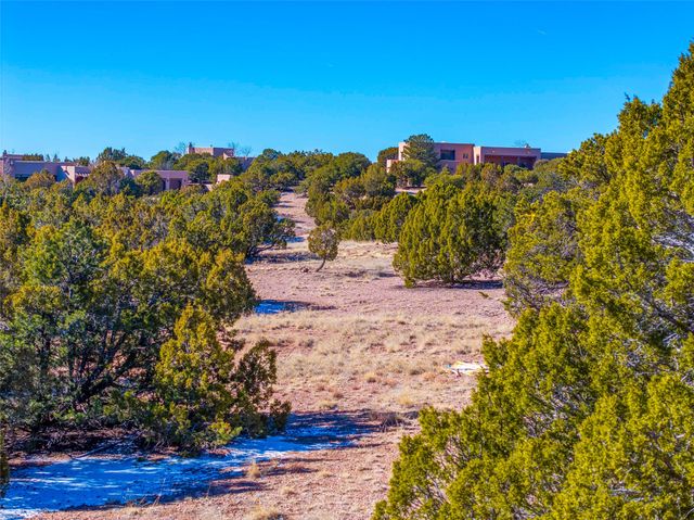 133 Sunflower Drive, Santa Fe, NM 87506