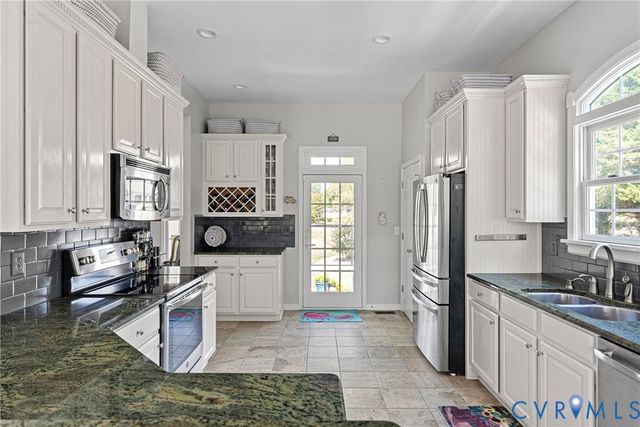 935 Ring Farm Road, White Stone, VA 22578