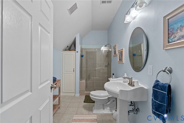 935 Ring Farm Road, White Stone, VA 22578