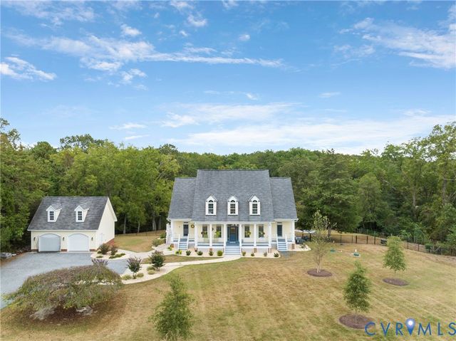 935 Ring Farm Road, White Stone, VA 22578