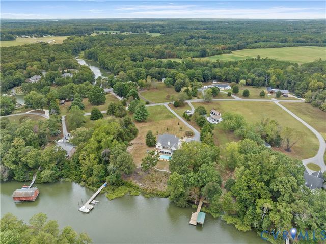 935 Ring Farm Road, White Stone, VA 22578