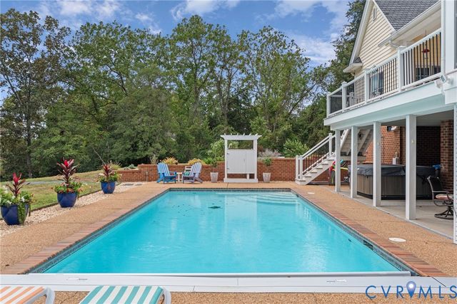 935 Ring Farm Road, White Stone, VA 22578