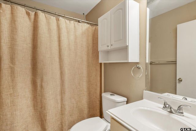 467 Redbud Circle, Whitehouse, TX 75791