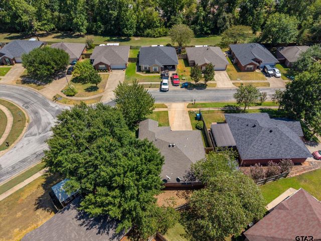 467 Redbud Circle, Whitehouse, TX 75791