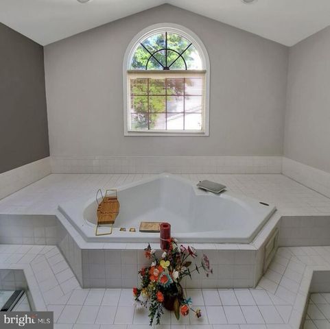 1600 OLD DRUMMER BOY LN, Fort Washington, MD 20744