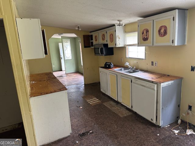 2050 Buckhorn, Clarkesville, GA 30523