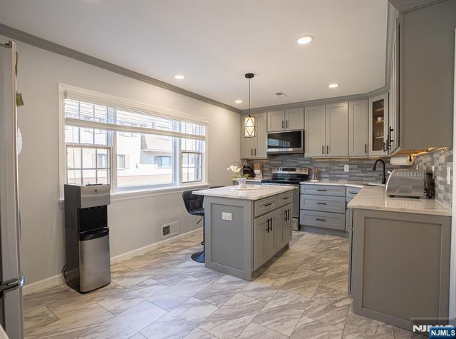 575 Grove, Clifton, NJ 07013