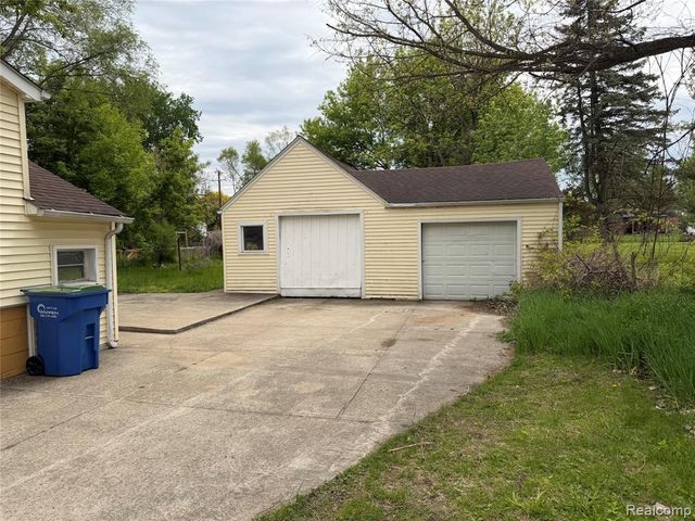3992 Dallas Avenue, Warren, MI 48091