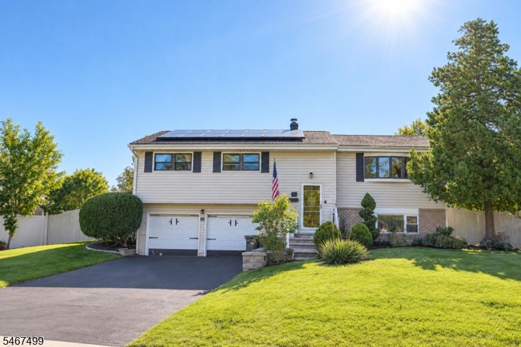15 Foxwood Dr, Franklin Twp., NJ 08873 — photo 2