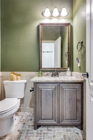 1029 Kingston Drive, Godley, TX 76044