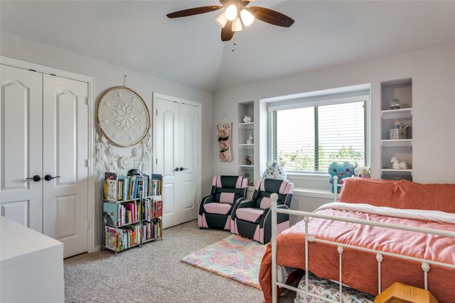 1029 Kingston Drive, Godley, TX 76044