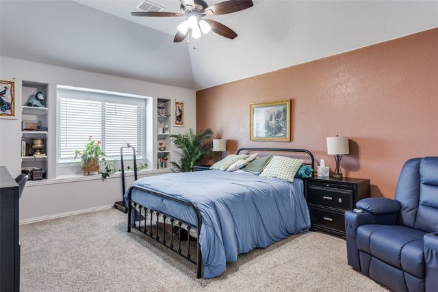 1029 Kingston Drive, Godley, TX 76044