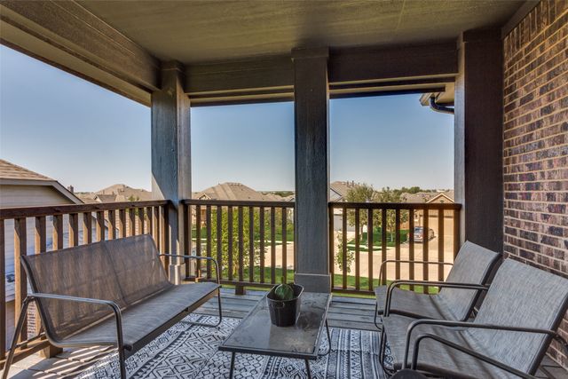1029 Kingston Drive, Godley, TX 76044