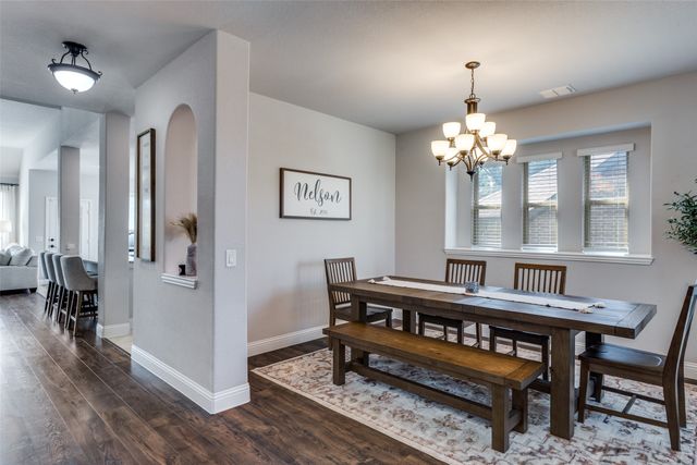 1029 Kingston Drive, Godley, TX 76044
