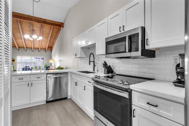 2330 Plum Court, Pembroke Pines, FL 33026