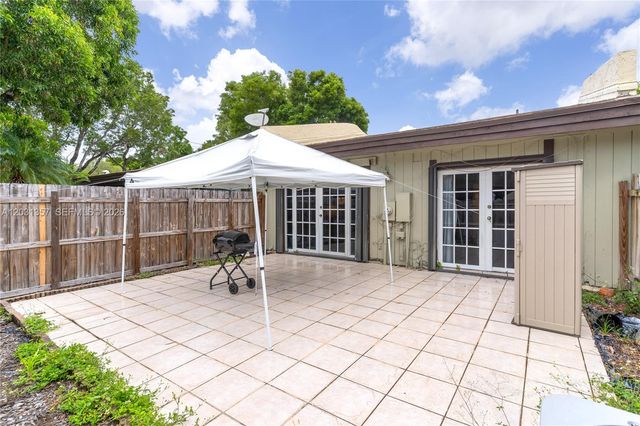 2330 Plum Court, Pembroke Pines, FL 33026